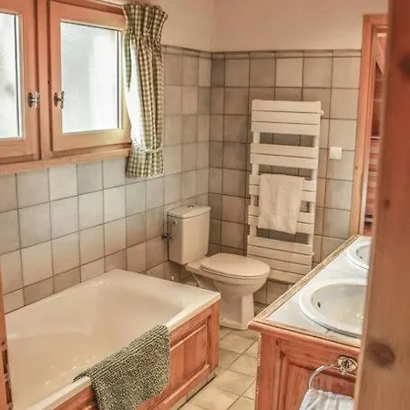 Chalet Chalet Chocolat & Ensuite
